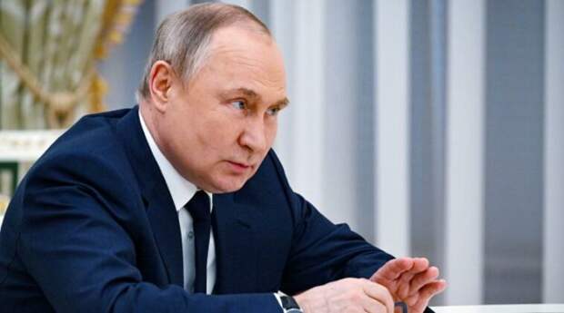 Путин готовит мир к замене доллара