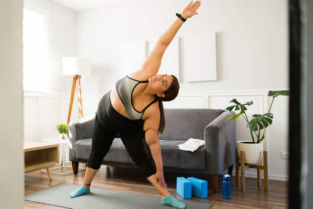 Тренер из Казахстана лишился работы в фитнес-клубе после публикаций в Instagram