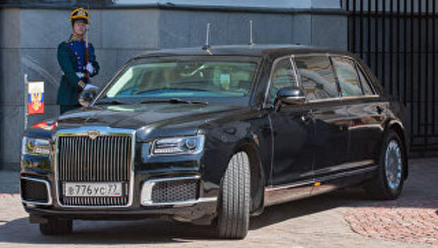 Автомобиль Aurus кортежа президента РФ