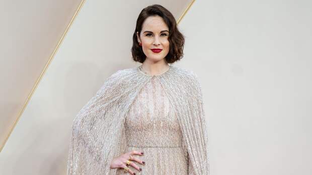 Звезда фильма «Джентльмены» Мишель Докери родила первенца в 44 года