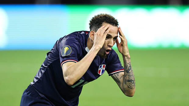 Доминиканский футболист Рейес не вернулся из отпуска в тульский «Арсенал»