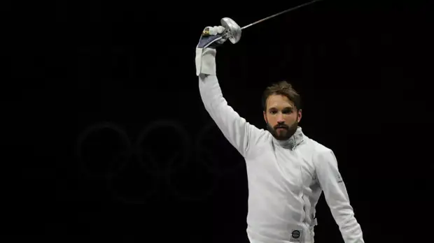Французский шпажист Каннон выиграл золото Токио-2020