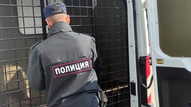 В Выборге рабочий изнасиловал 14-летнюю дочь соседа по общежитию