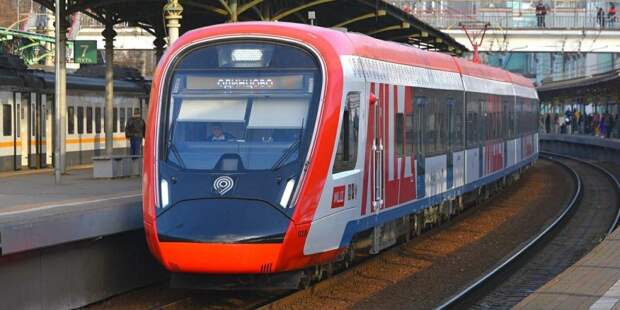 В Рождество сотрудники Московского метро помогут пассажирам МЦД. Фото: mos.ru