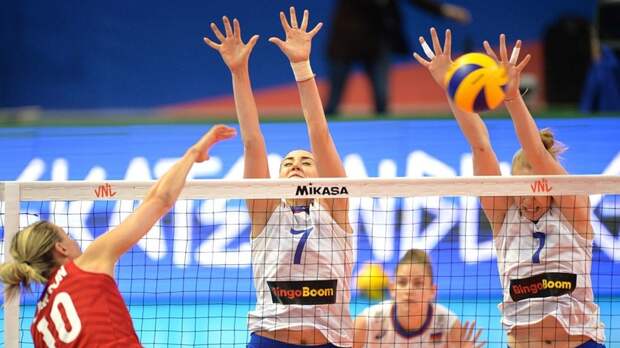 Женская сборная России по волейболу потерпела поражение от США в Лиге наций