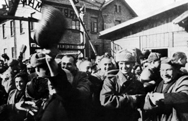 Освобождение узников Освенцима Советской Армией, 1945 год
