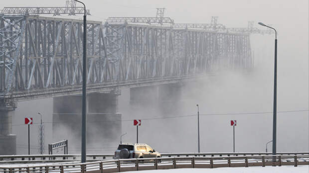Парящий Енисей и замерзшие градусники: как Сибирь переживает экстремальные морозы