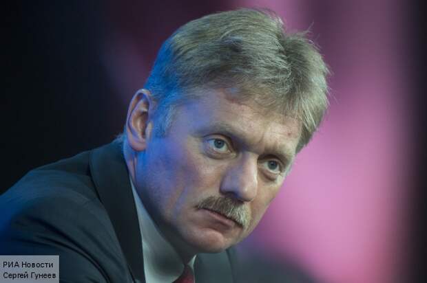 Песков: Москва крайне обеспокоена возобновлением боев в Донбассе