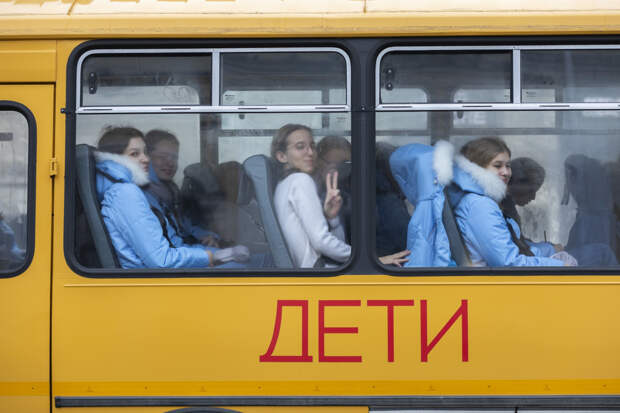 Отважные литовцы 10 часов держат детей под дулами автоматов: "никто не покинет страну-агрессора"