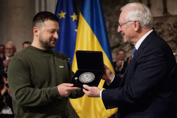 Зеленскому присудили премию за выдающийся вклад в урегулирование конфликтов
