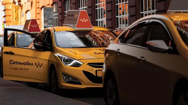 Уход «Ситимобила»: как агрегаторы такси ухудшают обстановку на дорогах и что делать