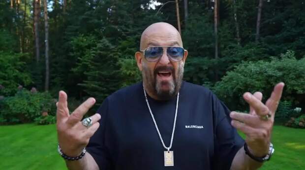 Грузинские полицейские устроили драку из-за Шуфутинского