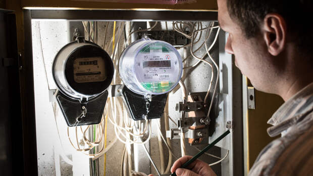 Россиянам рассказали, что общедомовой прибор учёта защитит от скачков платежей