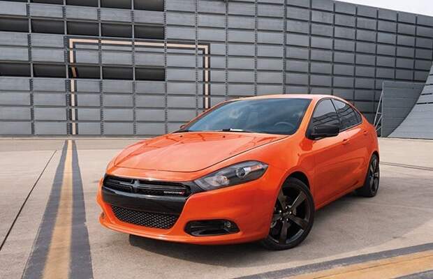 Переднеприводный седан Dodge Dart, построенный на платформе от Fiat. | Фото: cheatsheet.com.