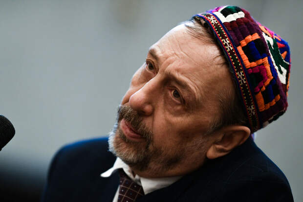 В Екатеринбурге скончался драматург и худрук "Коляда-театра" Николай Коляда