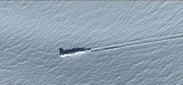 Неизвестный предмет в Антарктиде. Фото Google Earth