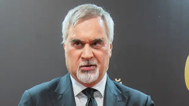 Директор Меладзе гневно ответил на вопрос об отмене концерта на Рублевке