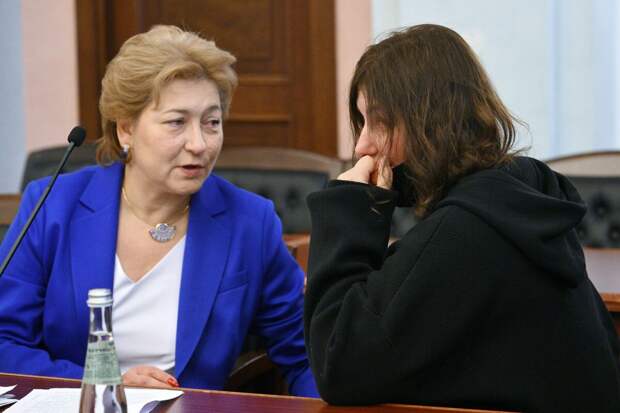 Певица Долина пообещала выехать из квартиры в Хамовниках после новогодних каникул