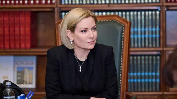 Ольга Любимова вручила госнаграды деятелям культуры