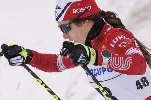 Лыжница Непряева заняла восьмое место в гонке на 5 км на "Тур де Ски"