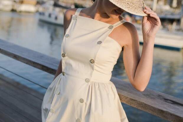 Летние платья для женщин после 40 -  9 стильных образов