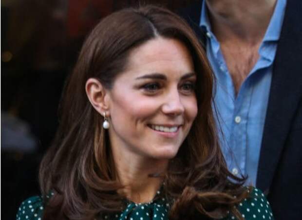 Обнаженные фото и измены принца Уильяма: 5 скандалов в жизни Кейт Миддлтон