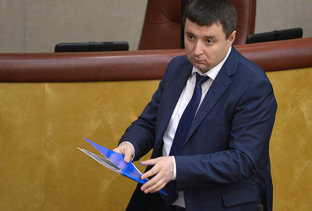 Замминистра труда Андрей Пудов заинтересовался белорусским опытом борьбы с тунеядцами