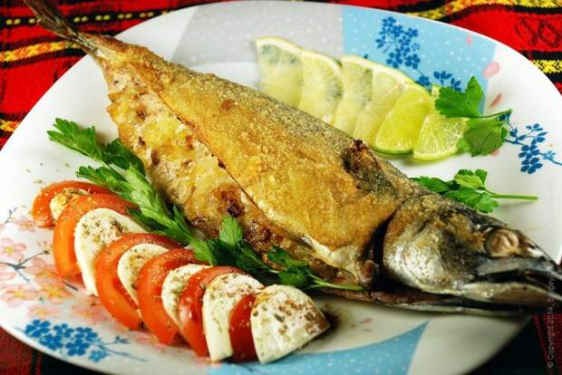 Скумбрия запеченная в духовке