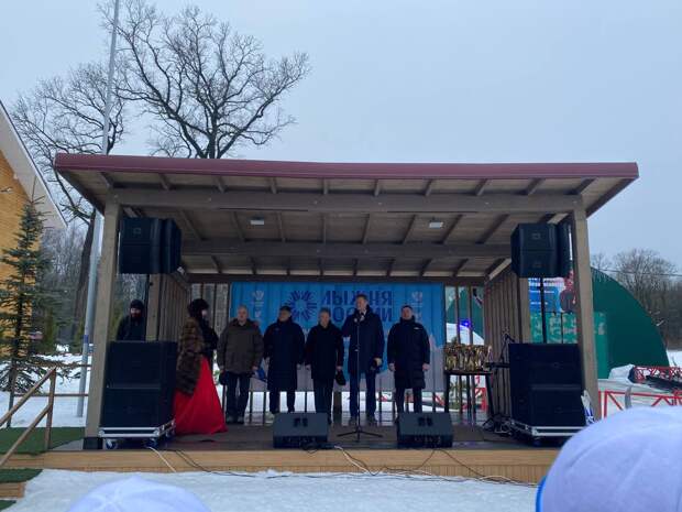 Замминистра спорта Никитин на "Лыжне России" в Туле: Приятно видеть, как спорт объединяет поколения