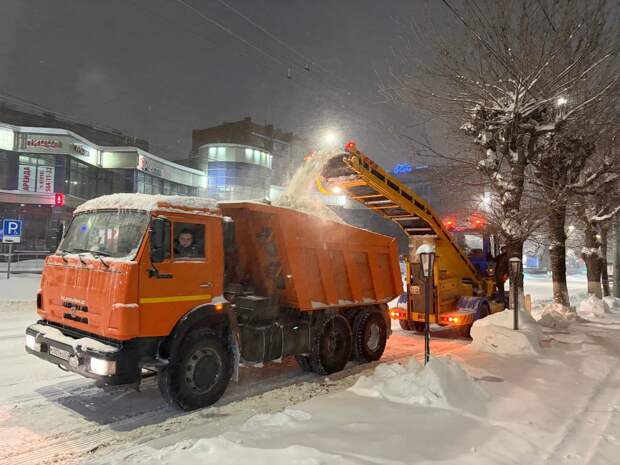 Депутат Делягин назвал три причины провала уборки снега в России