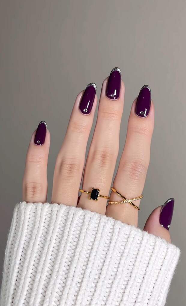 Денежный маникюр на декабрь 2025