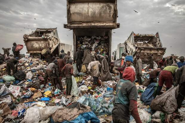 Свалка в Сенегале - не только мусор для переработчиков