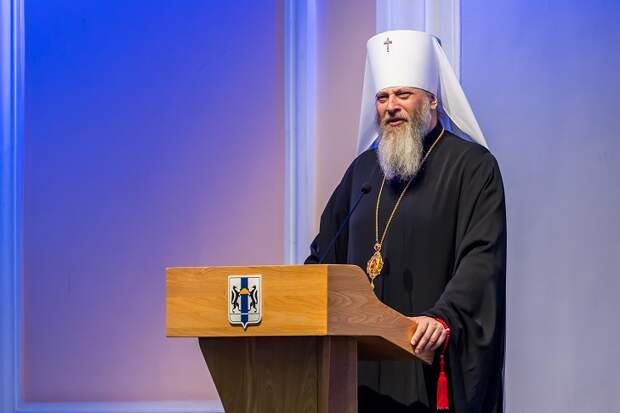 Митрополит Никодим попрощался с прихожанами Новосибирска