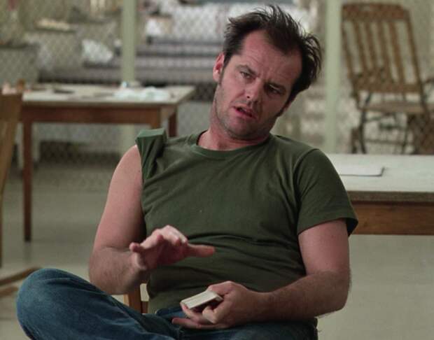 Отменили МакМерфи: Как «Пролетая над гнездом кукушки» из гимна свободе превратился в токсичное кино