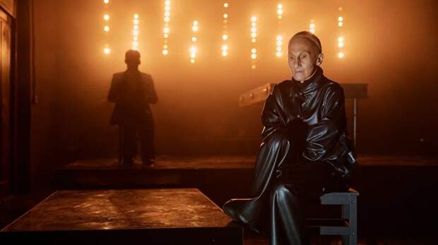 Ироничный разговор об одиночестве и любви