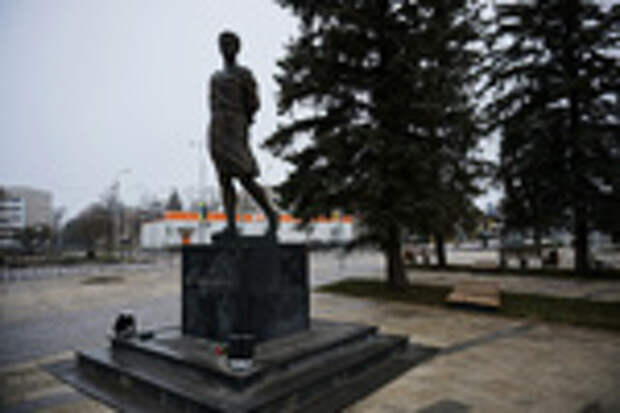 Памятник партизанке Зое Космодемьянской в Рузе / Фото: Александр Артеменков / ТАСС