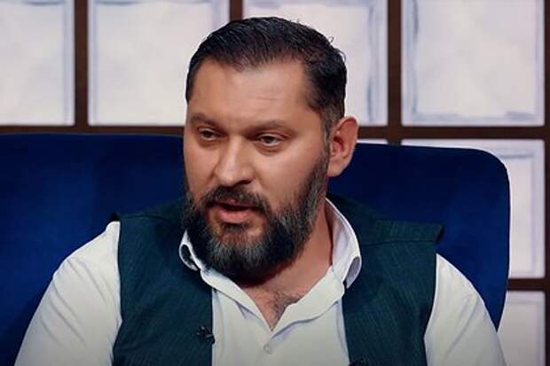 Марк Бартон рассказал, как жена друга следила за ним и голыми друзьями в бане