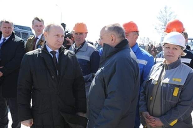 Владимир Путин объявил выговоры Дмитрию Рогозину и главе Роскосмоса