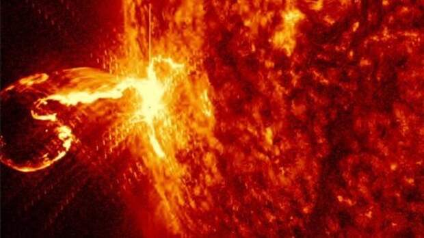 На Солнце произошла одна из мощнейших вспышек в истории