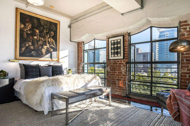 Модная квартира Джонни Деппа в Лос-Анджелессе за 2,5 млн. долларов