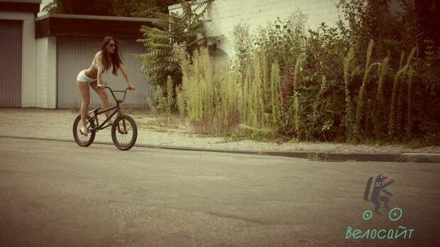 BMX велосипед, девушка на велосипеде, девушки