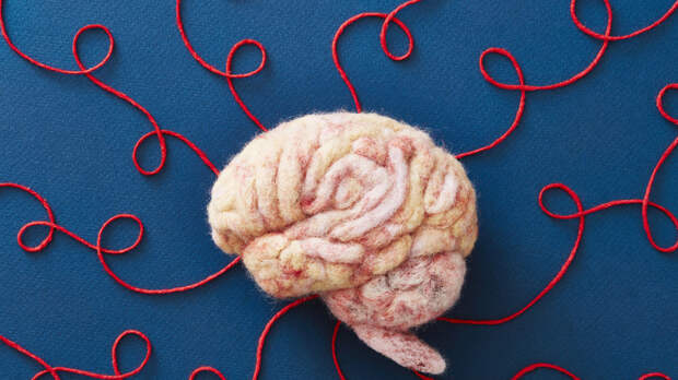 Хирург Умнов перечислил симптомы опухоли головного мозга