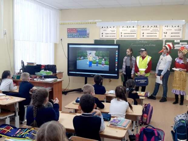 В Кировграде первоклашек посвятили в пешеходы