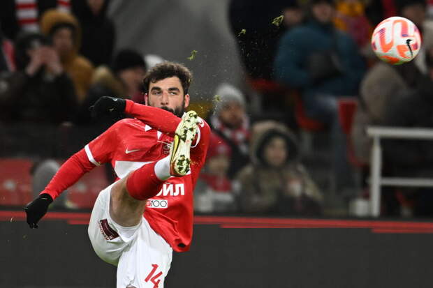 Экс-капитан "Спартака" Джикия опроверг слухи об уходе из "Антальяспора"