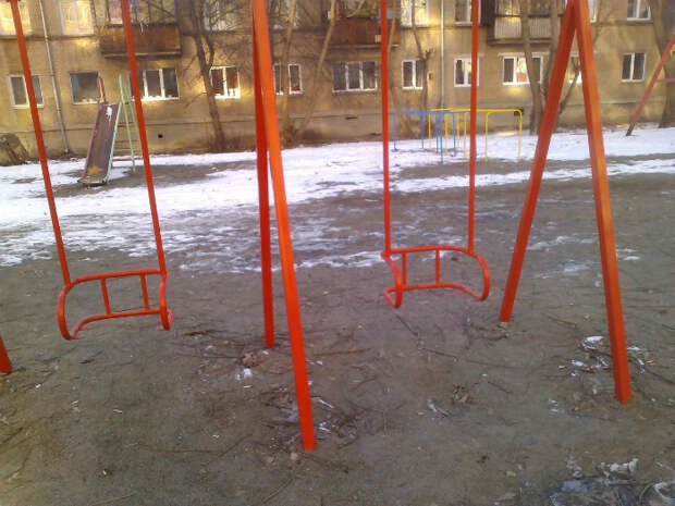 Качели по-челябински. Качели по-челябински.