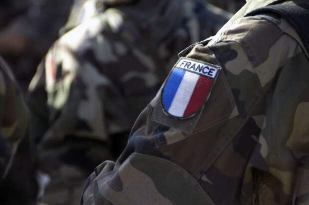 BFM Business: МО Франции прорабатывает вопрос отправки инструкторов на Украину