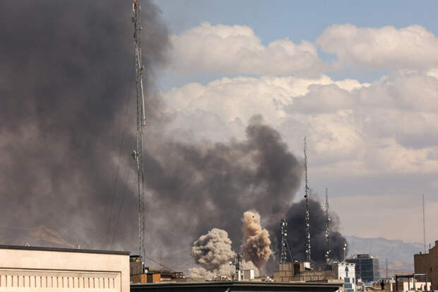 В Иране сообщили об ударе США и Израиля по больнице