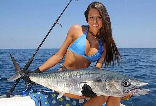 sexy-fishing-girl