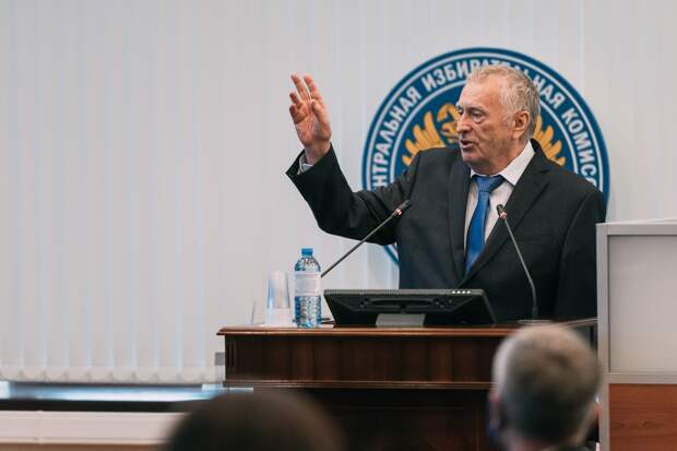 Председатель Госдумы Вячеслав Володин опроверг смерть Владимира Жириновского