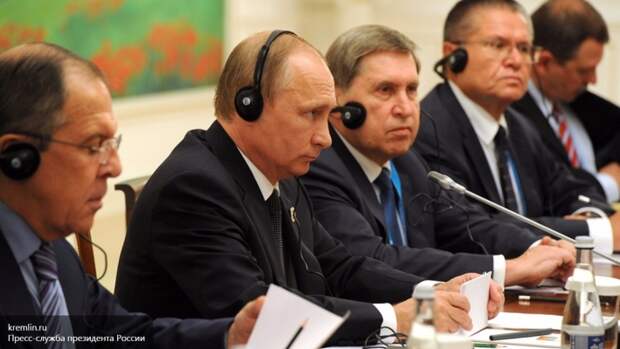 Песков прояснил ситуацию с «отменой встреч Путина»